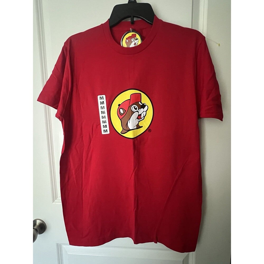 Unisex Bucee's Red Logo Tshirt Top Size Medium NWT